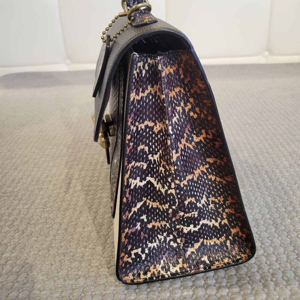 ❤️SOLD❤️ Coach Tabby Top Handle - Picture 6 of 13